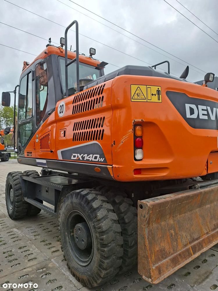 Doosan DX140W-5 - 3