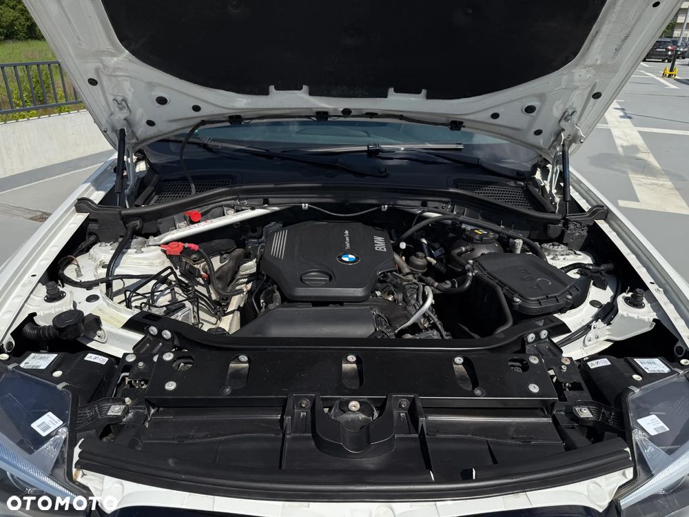 BMW X4 xDrive20d - 29