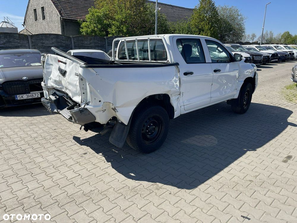 Toyota Hilux 4x4 Double Cab Duty - 2