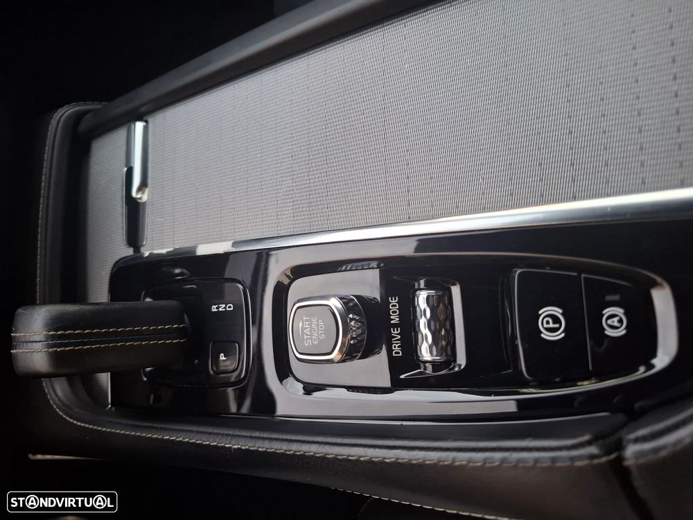 Volvo XC 90 2.0 T8 PHEV R-Design Expression AWD - 17