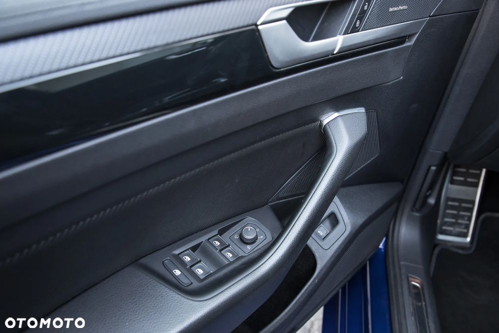 Volkswagen Arteon 2.0 TSI 4Motion R DSG - 11