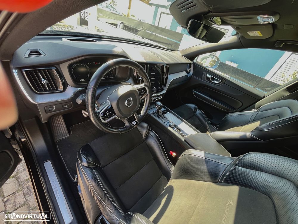 Volvo XC 60 2.0 D4 R-Design AWD Geartronic - 6