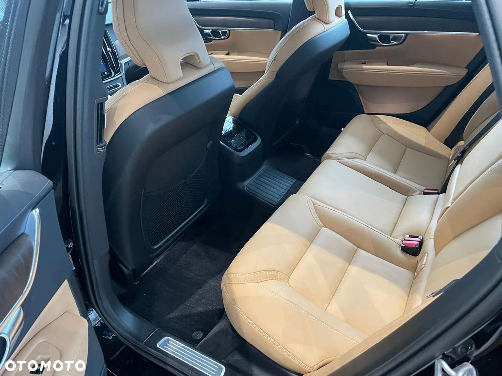 Volvo V90 - 11