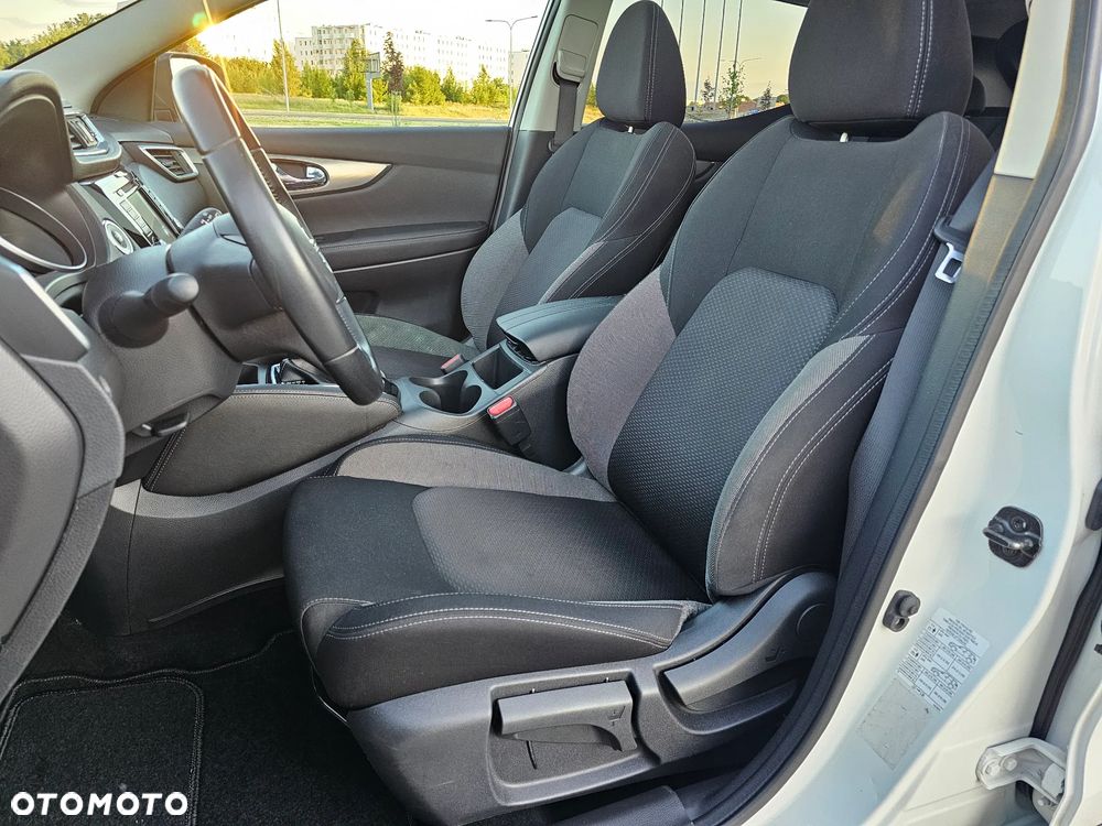 Nissan Qashqai 1.3 DIG-T DCT TEKNA - 19