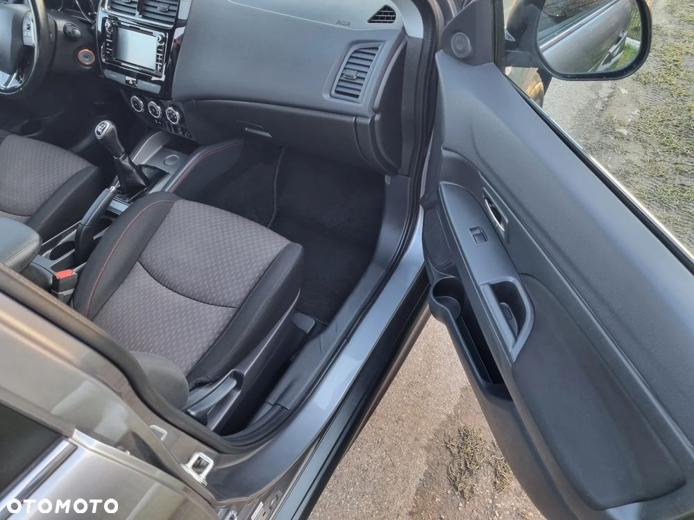 Mitsubishi ASX 1.6 ClearTec 2WD Diamant Edition+ - 23