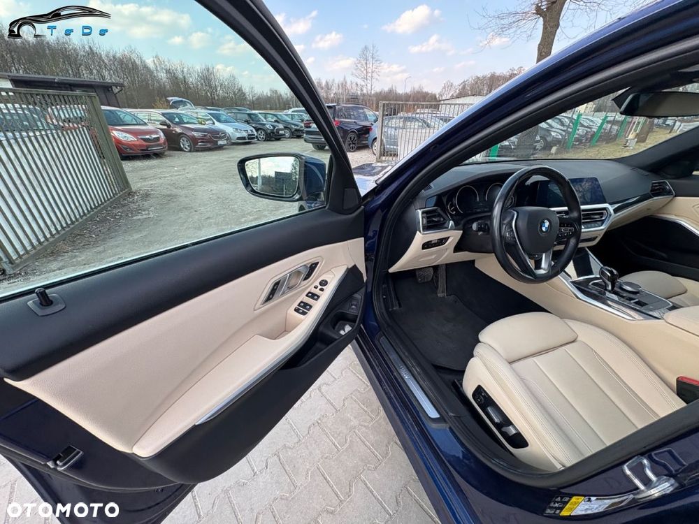 BMW Seria 3 330i GPF M Sport Shadow sport - 24