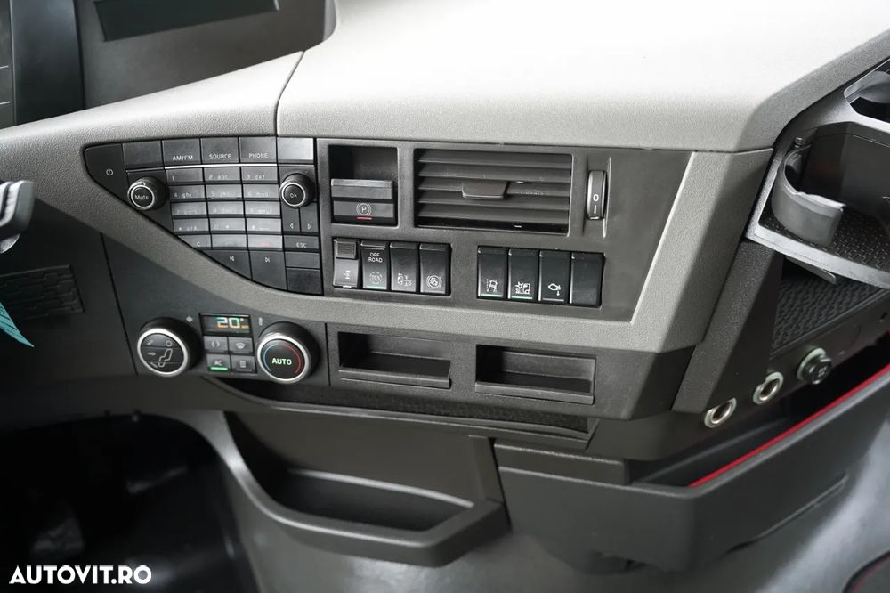 Volvo FH 460 / CABINĂ JOSĂ / I-SHIFT / - 29