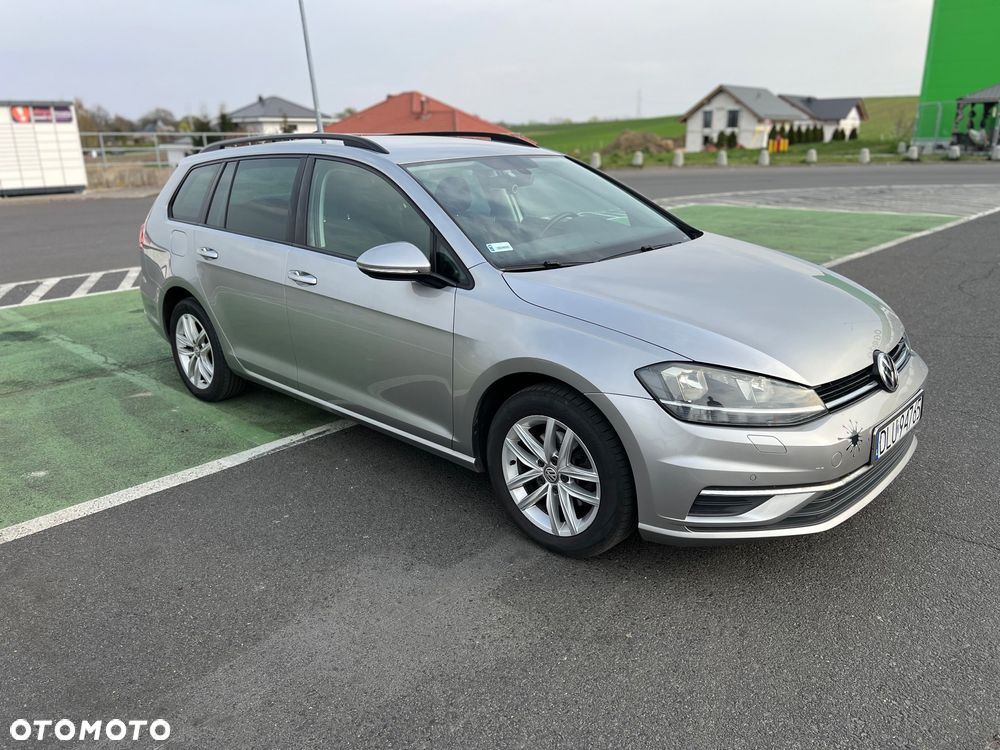 Volkswagen Golf Variant - 1