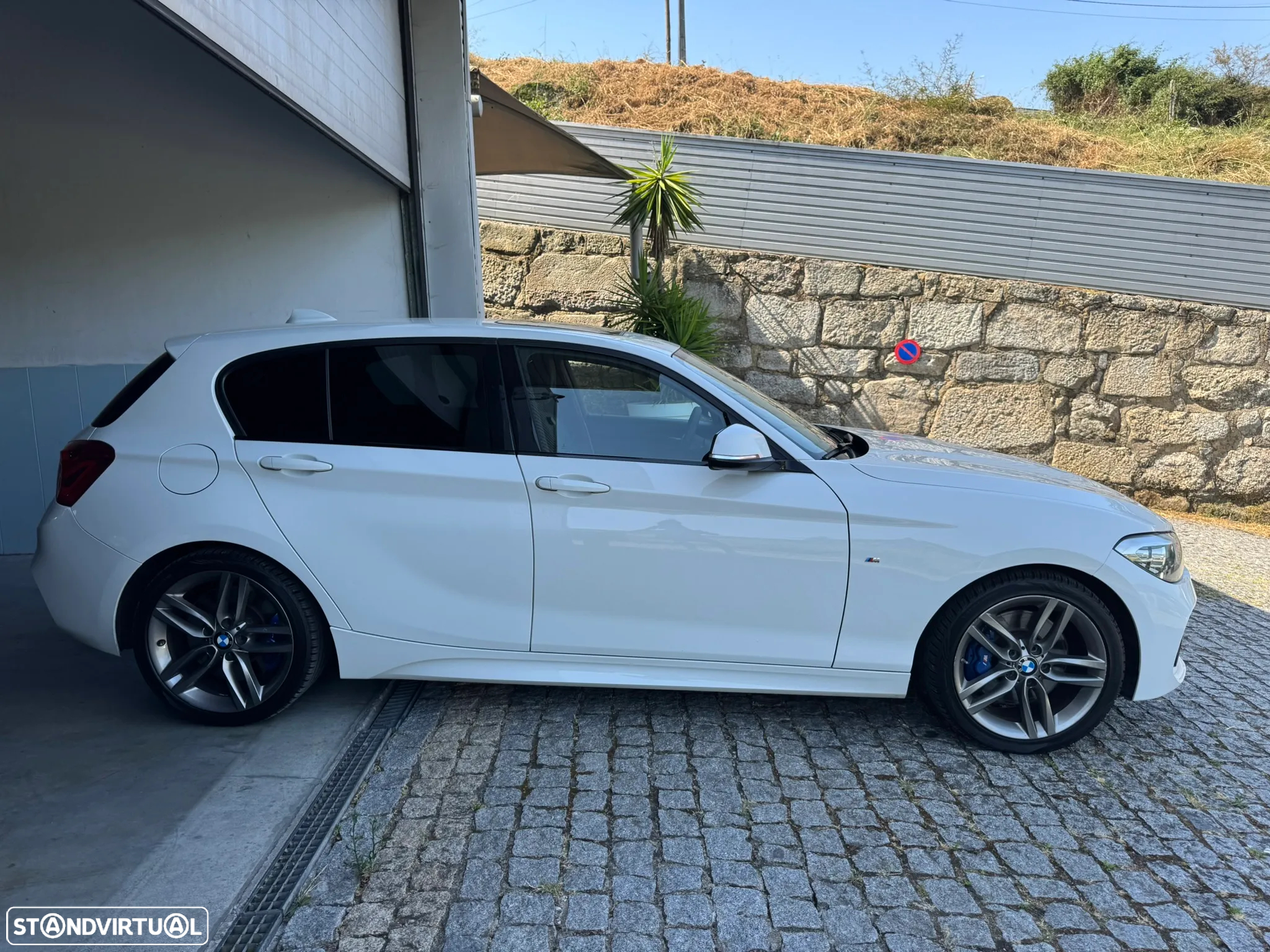 BMW 118 d Pack Desportivo M - 8
