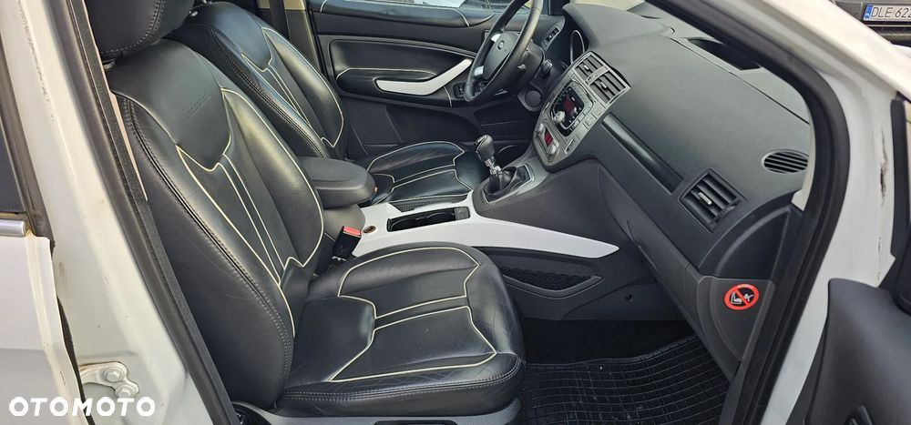 Ford Kuga 2.0 TDCi 4x4 White Magic - 11