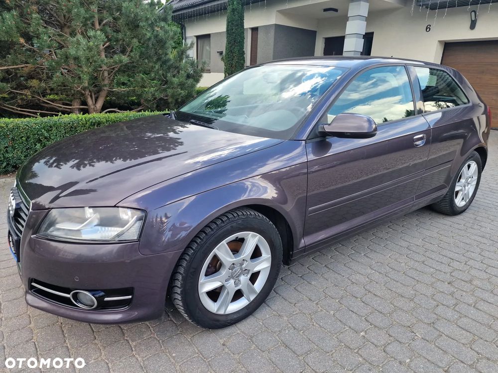 Audi A3 3-drzwiowe 1.6 TDI DPF Attraction - 3