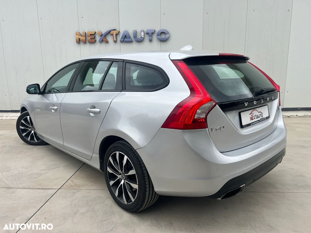 Volvo V60 D2 Basic - 4