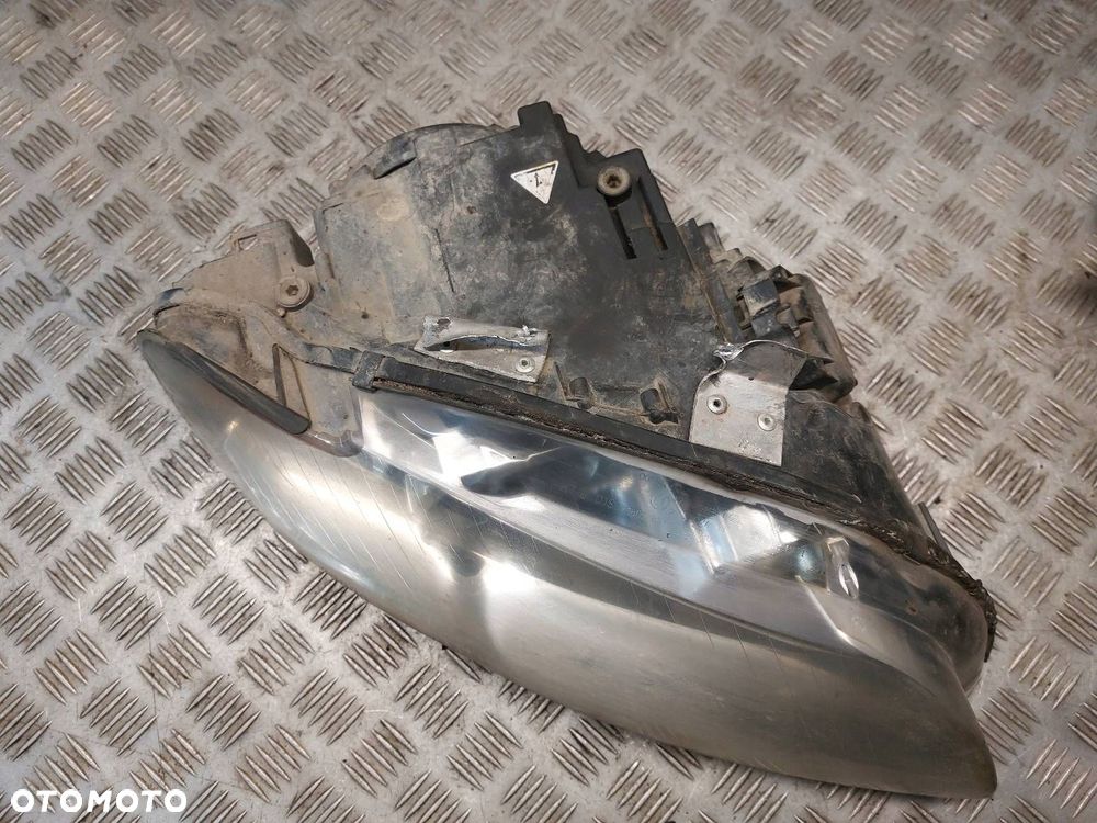 LAMPA LEWY PRZÓD + PRAWY PRZÓD AUDI A4 B7 1307329115 1035500015 - 12