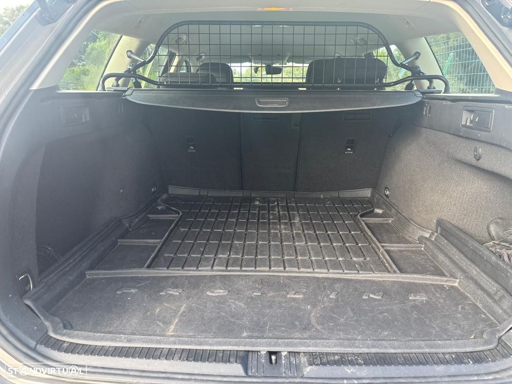 VW Passat Variant 2.0 TDI Confortline - 5