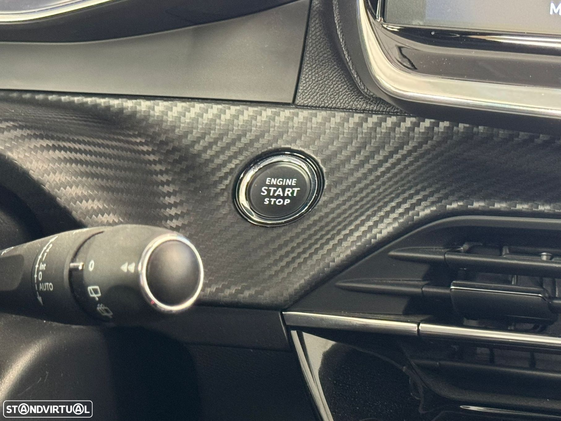 Peugeot e-208 50 kWh Allure Pack - 37