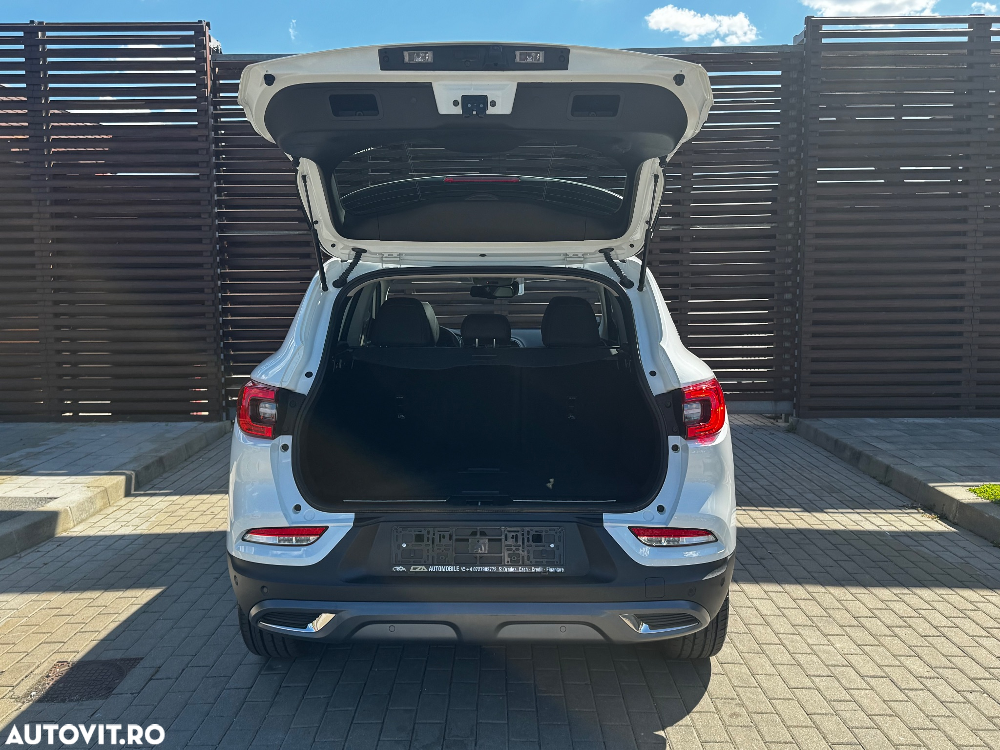 Renault Kadjar TCe 160 GPF BOSE EDITION - 12