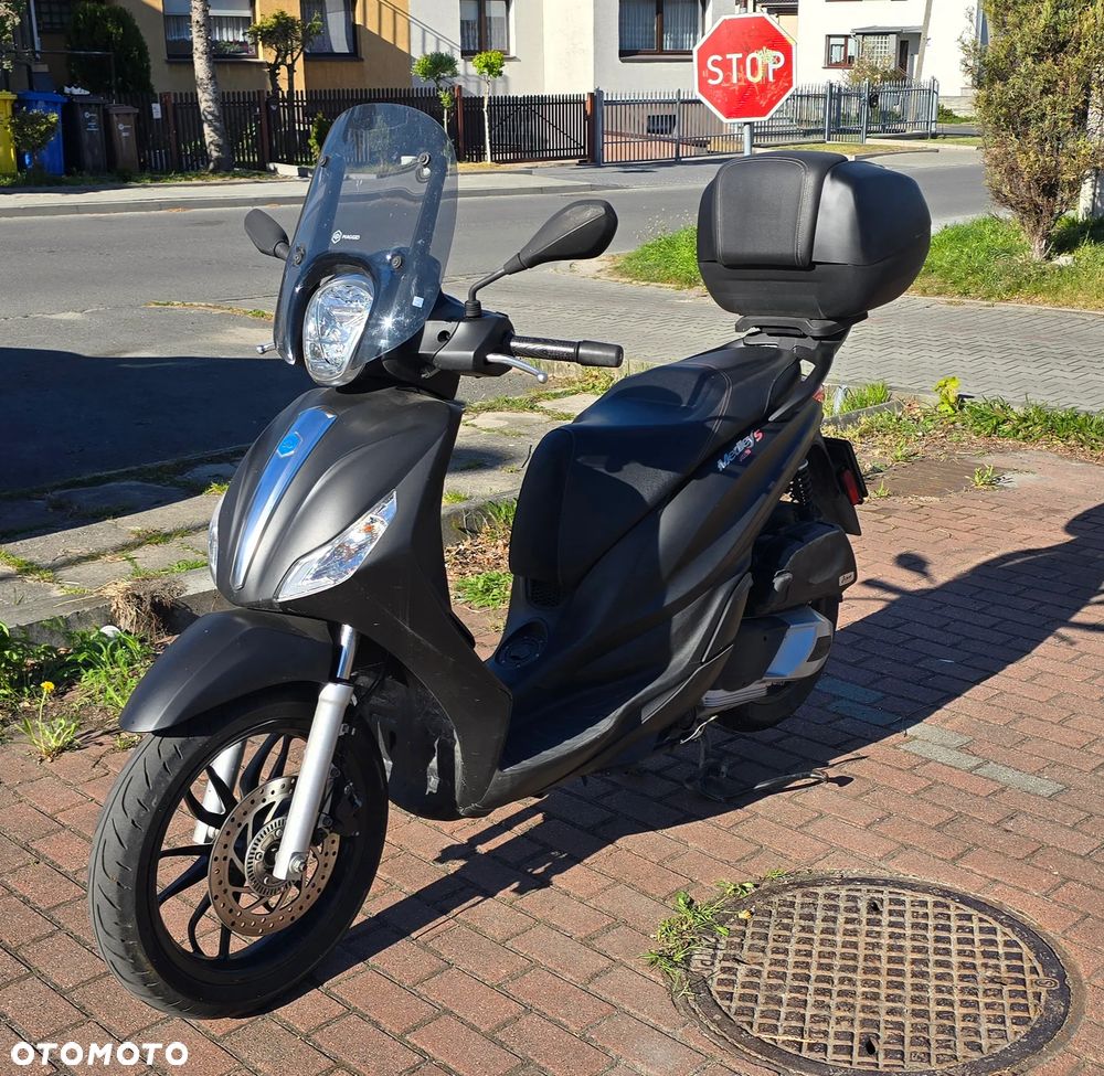 Piaggio Medley - 1