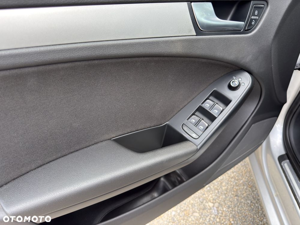 Audi A4 Avant 2.0 TDI DPF multitronic Ambiente - 10