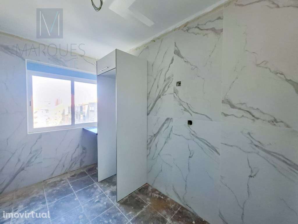 Apartamento T2 Remodelado em Setúbal - Grande imagem: 2/13