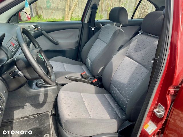 Skoda Octavia 1.9 TDI Ambiente - 8