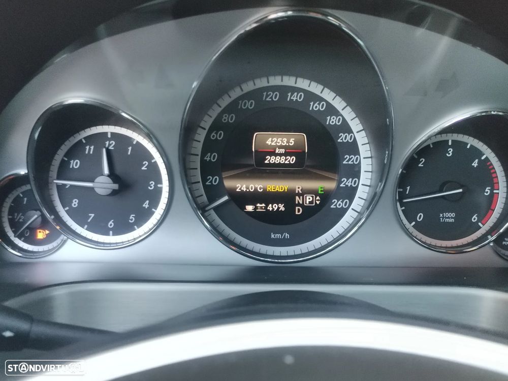Mercedes-Benz E 300 Bluetec Hybrid Avantgarde - 15