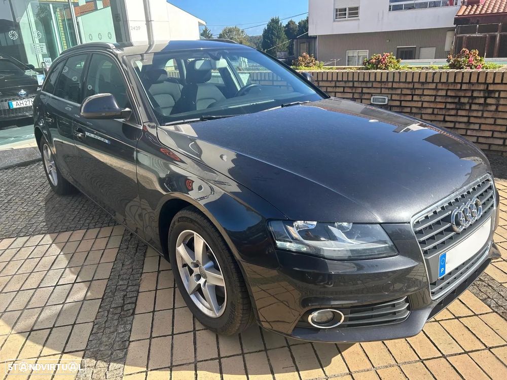Audi A4 Avant 2.0 TDi Business Line Plus - 2