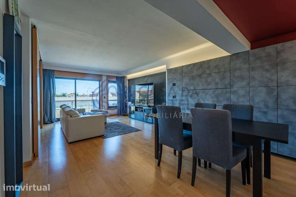Apartamento em excelente estado de conservação, bem distribuído, amplo - Grande imagem: 3/20