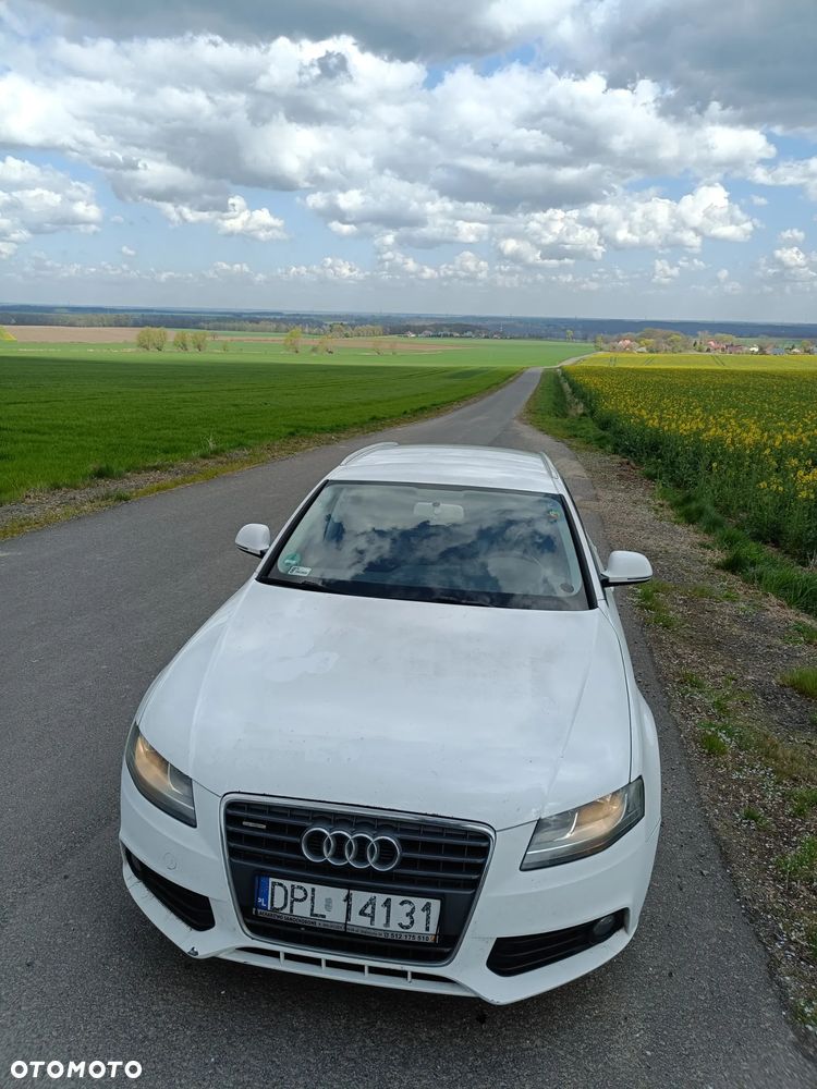 Audi A4 Avant 2.0 TDI - 9