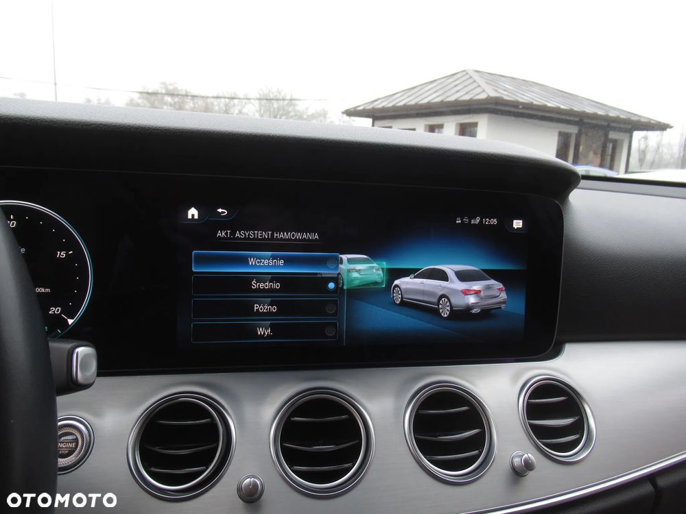 Mercedes-Benz Klasa E 220 d 4-Matic AMG - 23