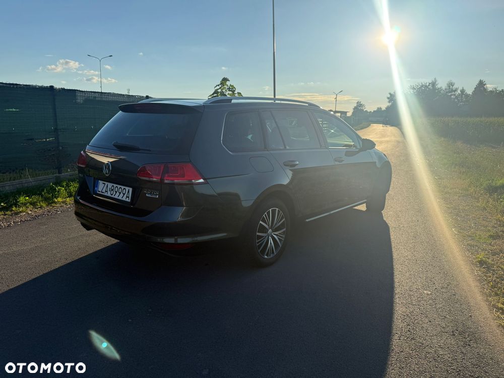 Volkswagen Golf 2.0 TDI BlueMotion Technology Allstar - 6