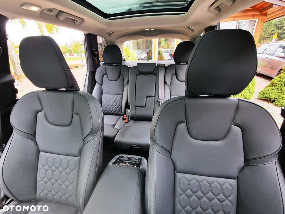 Volvo XC 90 - 38