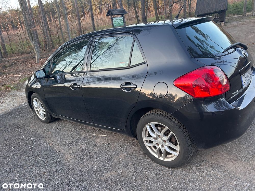 Toyota Auris 1.4 D-4D Luna - 3