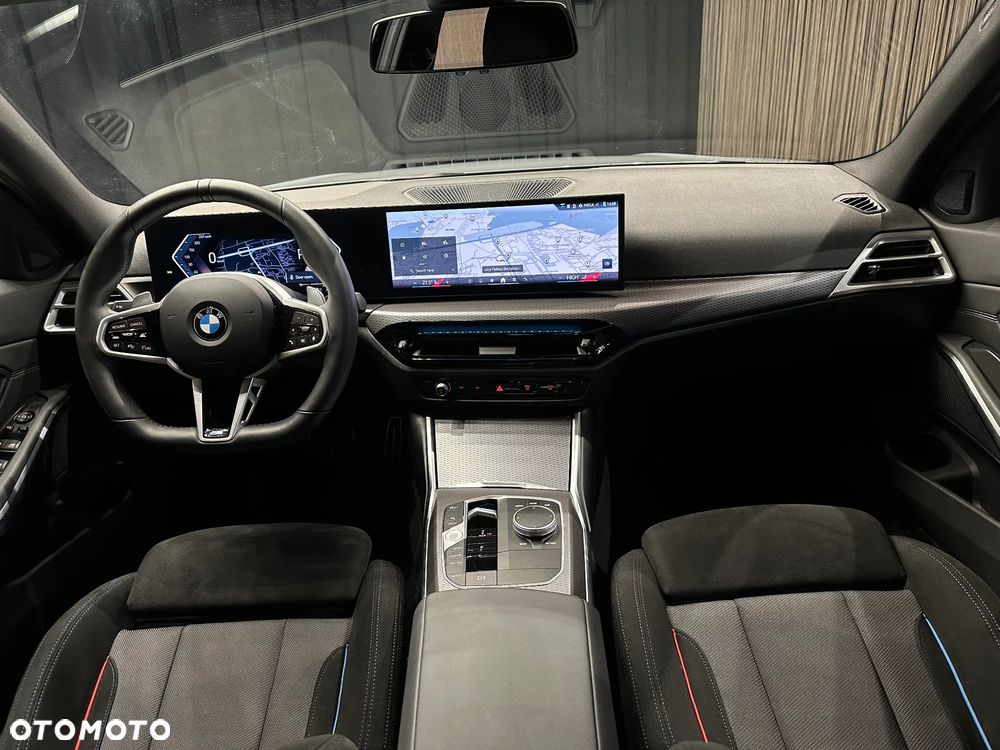 BMW Seria 3 330i xDrive M Sport sport - 13