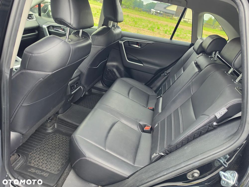 Toyota RAV4 - 9