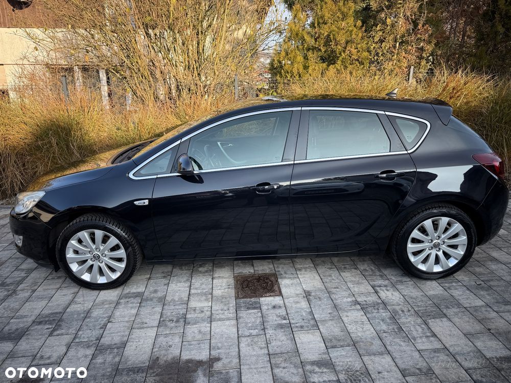 Opel Astra 1.4 T Cosmo - 15