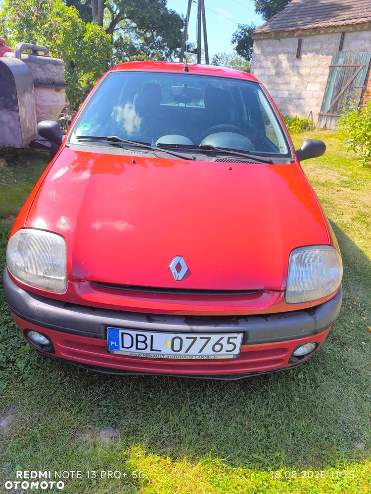 Renault Clio ver-1-2-free - 1