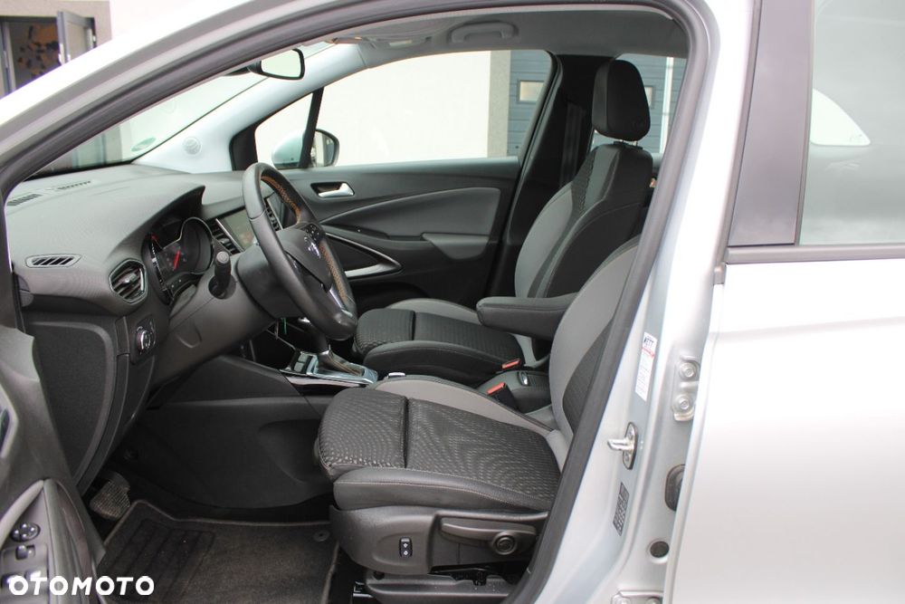 Opel Crossland X - 16