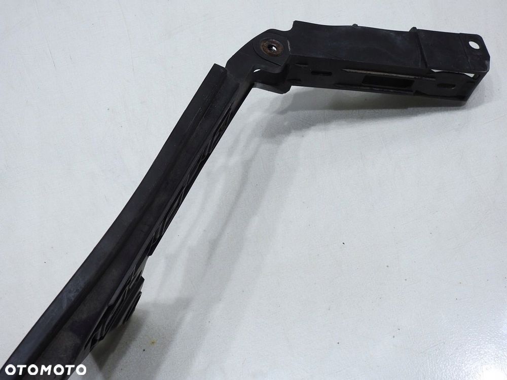 ŚLIZG ZDERZAKA PRAWY TYŁ VW TOURAN 1T0807376 - 9