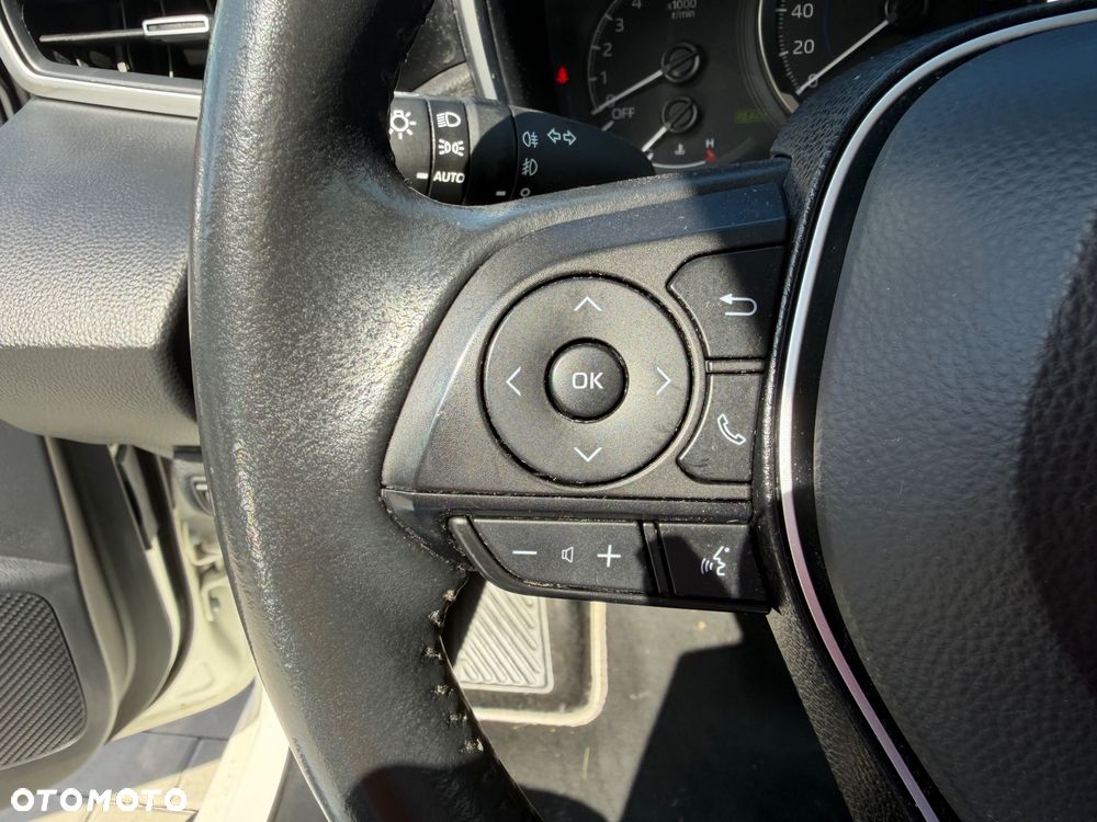 Toyota Corolla 1.8 Hybrid Comfort - 20