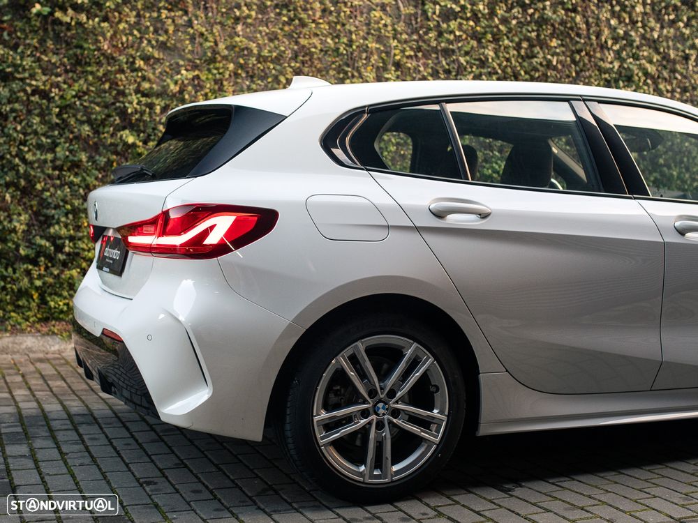 BMW 116 d Pack Desportivo M - 15