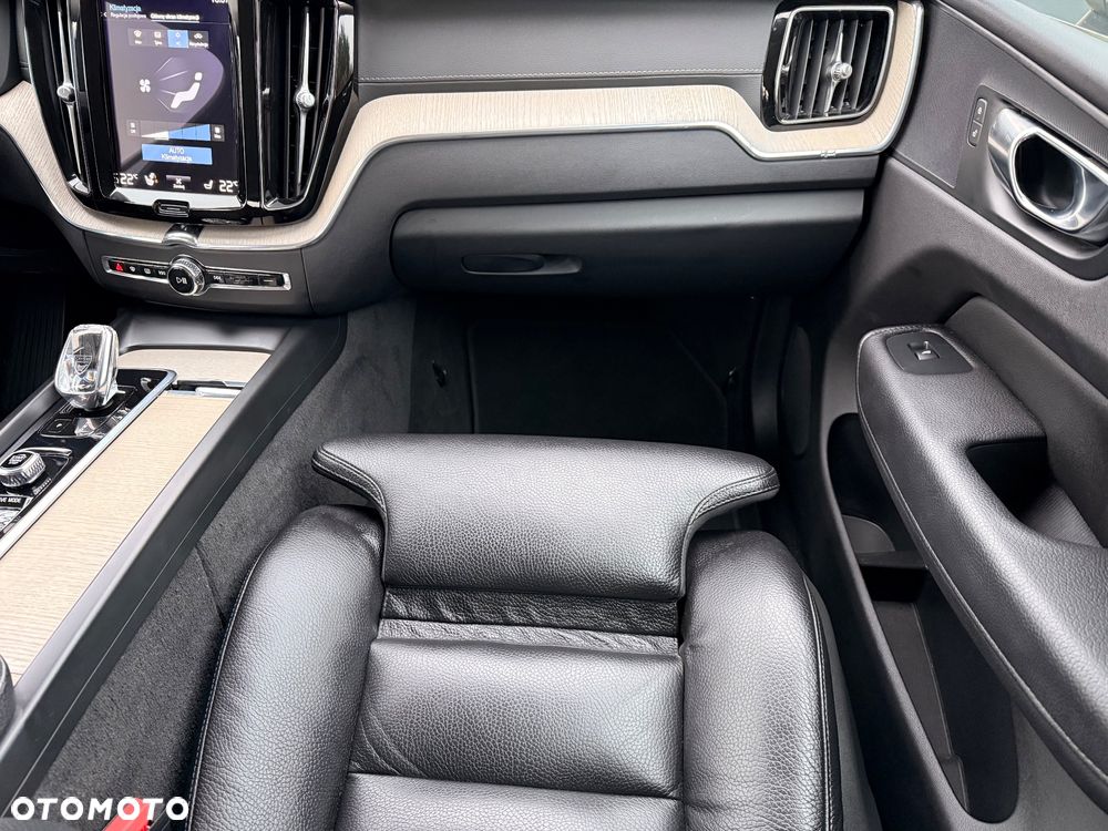 Volvo XC 60 B4 D Geartronic Inscription - 39