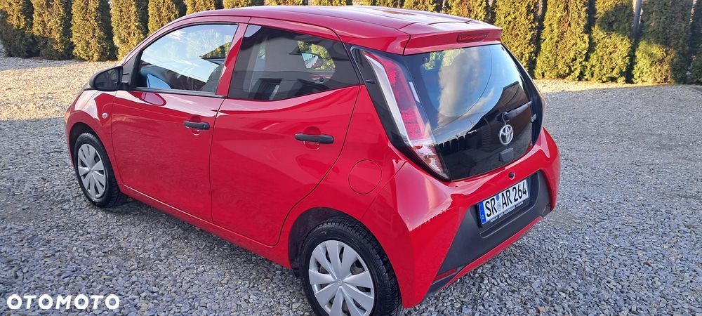 Toyota Aygo x-play Eco - 5