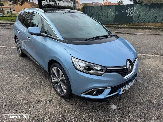 Renault Grand Scénic - 8