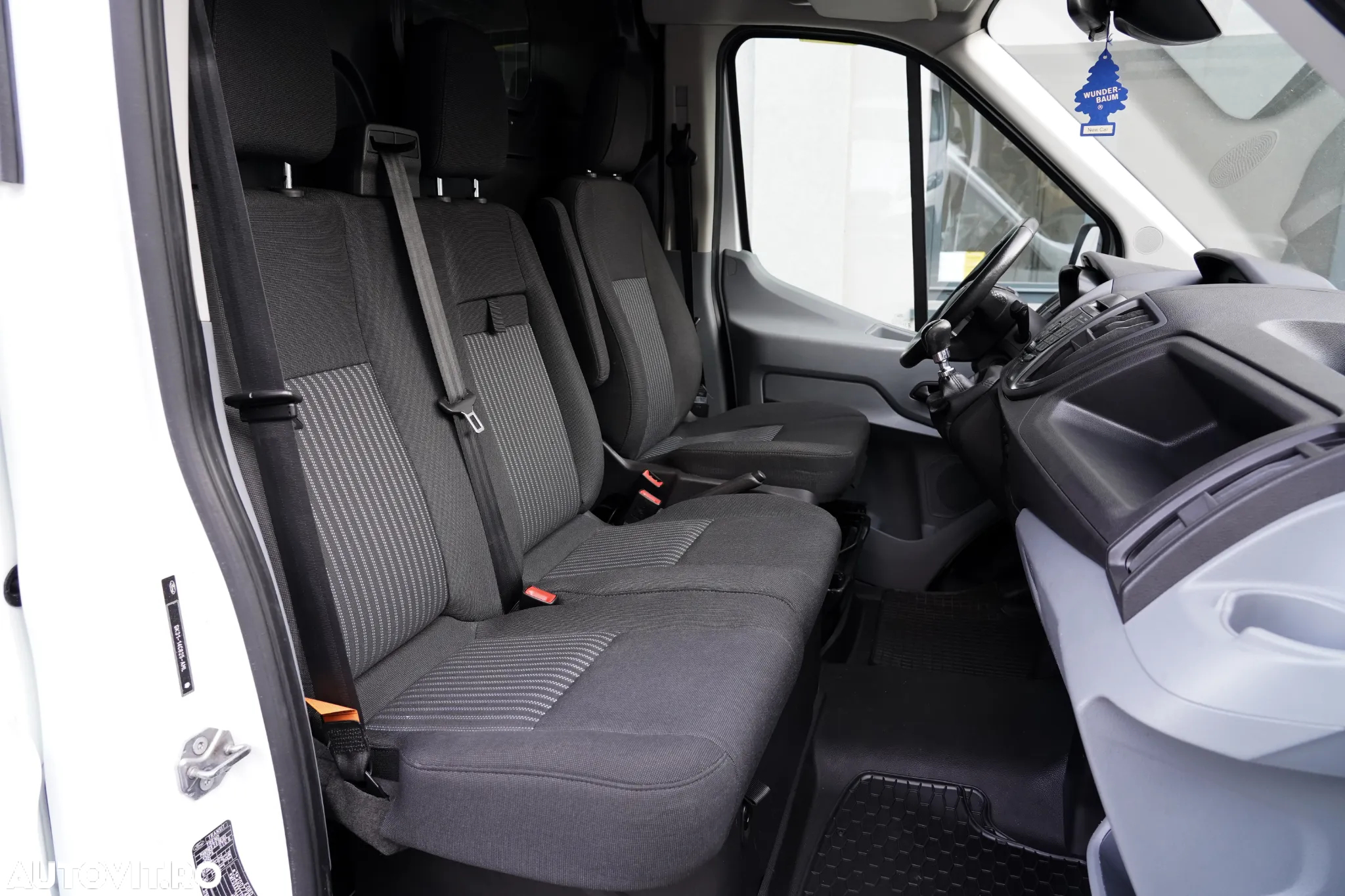 Ford Transit - 8