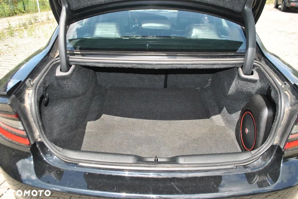 Dodge Charger 3.6 GT - 25