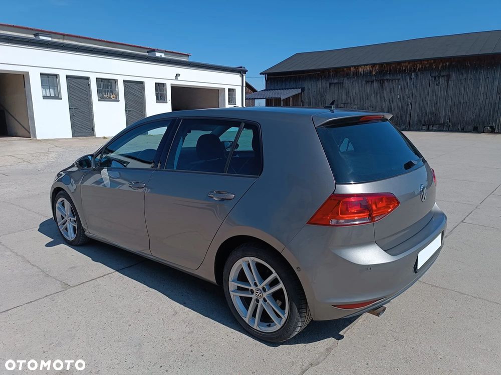 Volkswagen Golf 1.6 TDI BlueMotion Technology Comfortline - 5