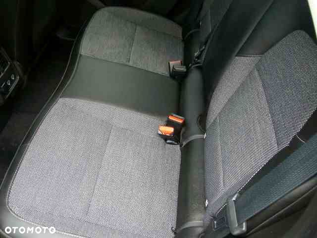 Renault Captur TCe 100 INTENS - 19