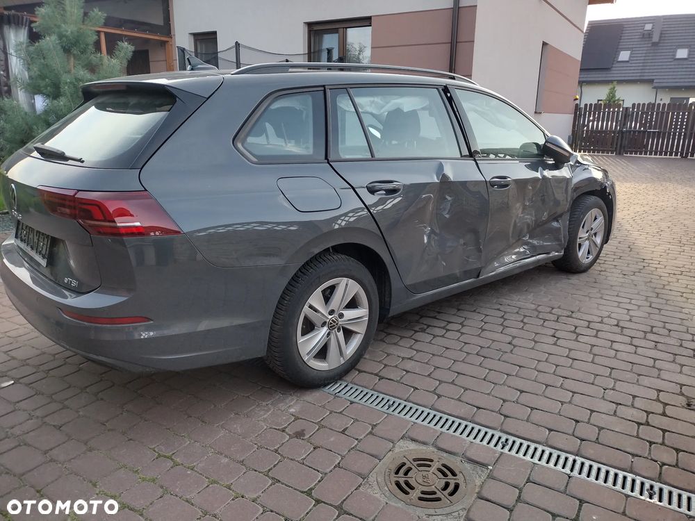 Volkswagen Golf Variant 1.5 eTSI OPF DSG Life - 24
