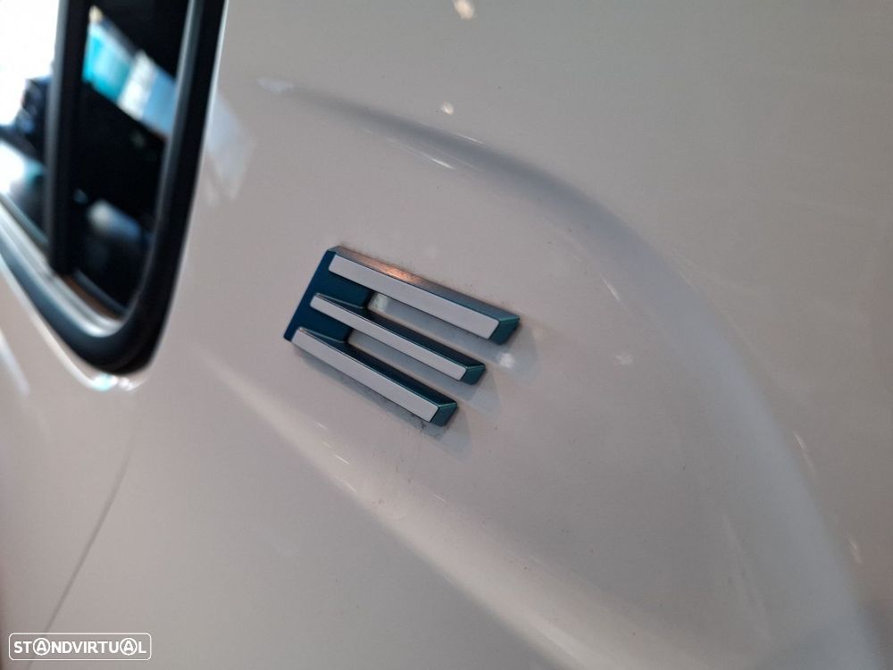 Peugeot e-208 50 kWh Allure - 27