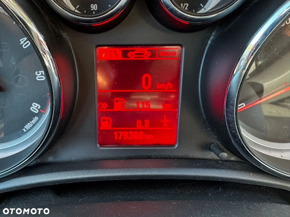 Opel Astra IV 1.6 CDTI Cosmo - 28